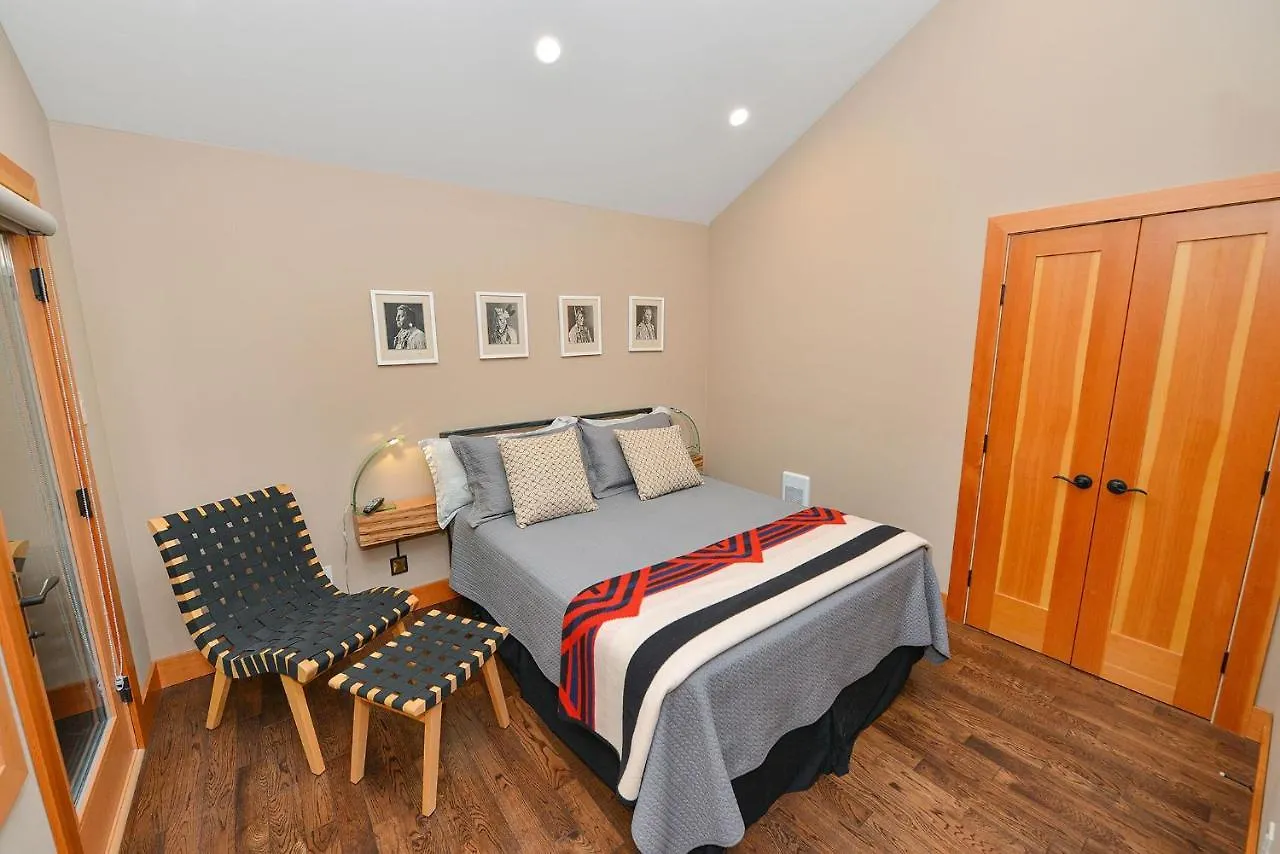 Holiday home Salishan Tree House Suite Cowichan Bay Canada