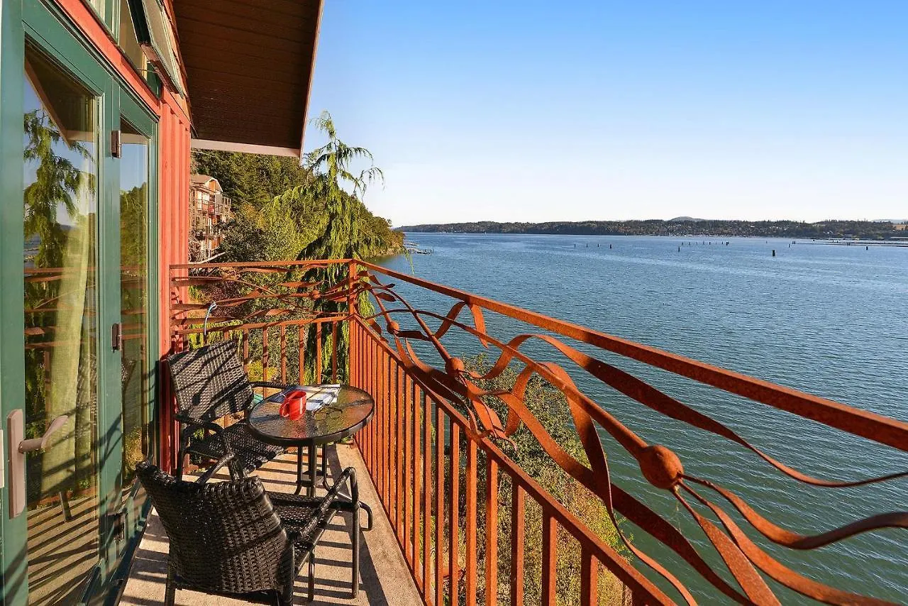 Holiday home Salishan Tree House Suite Cowichan Bay