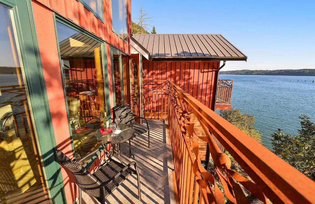 Salishan Tree House Suite Cowichan Bay Holiday home