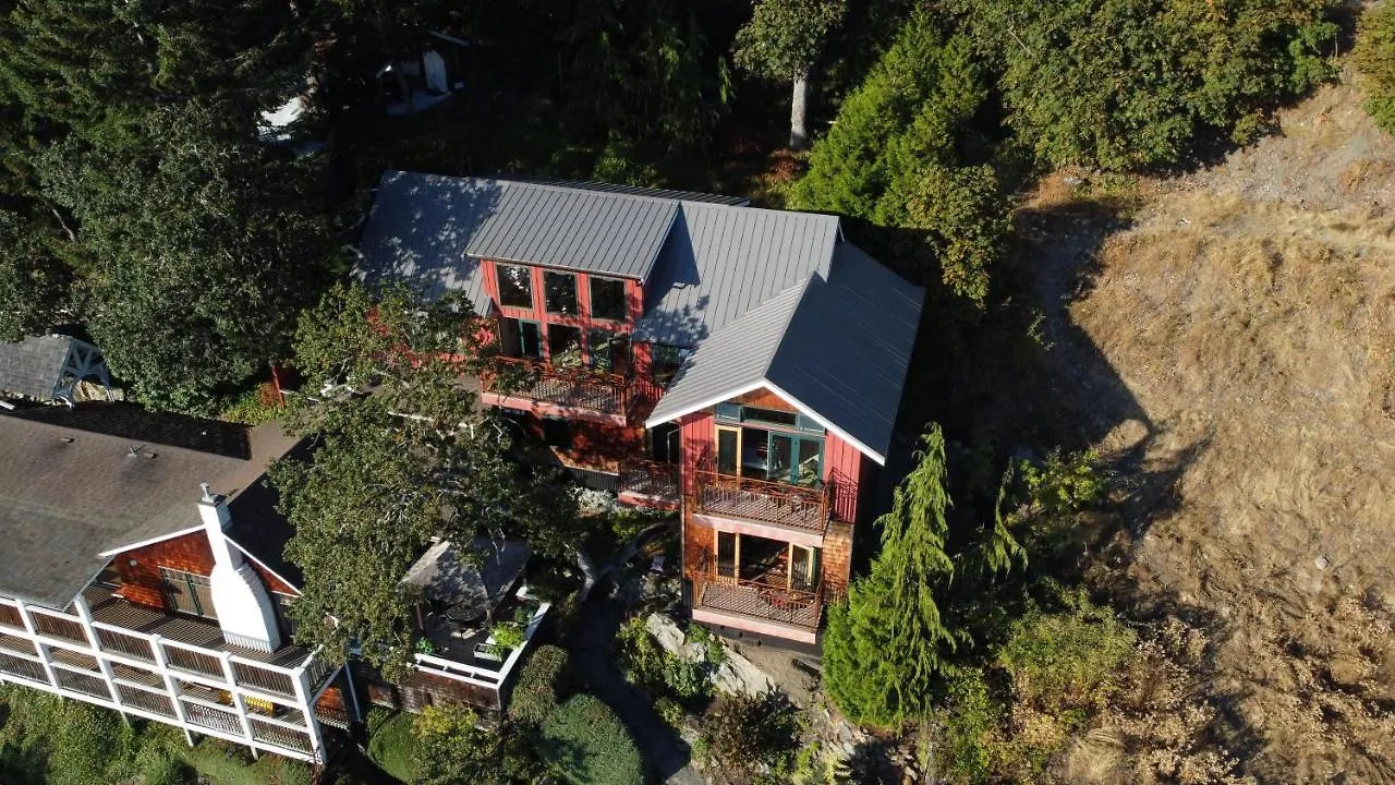 Salishan Tree House Suite Cowichan Bay Holiday home