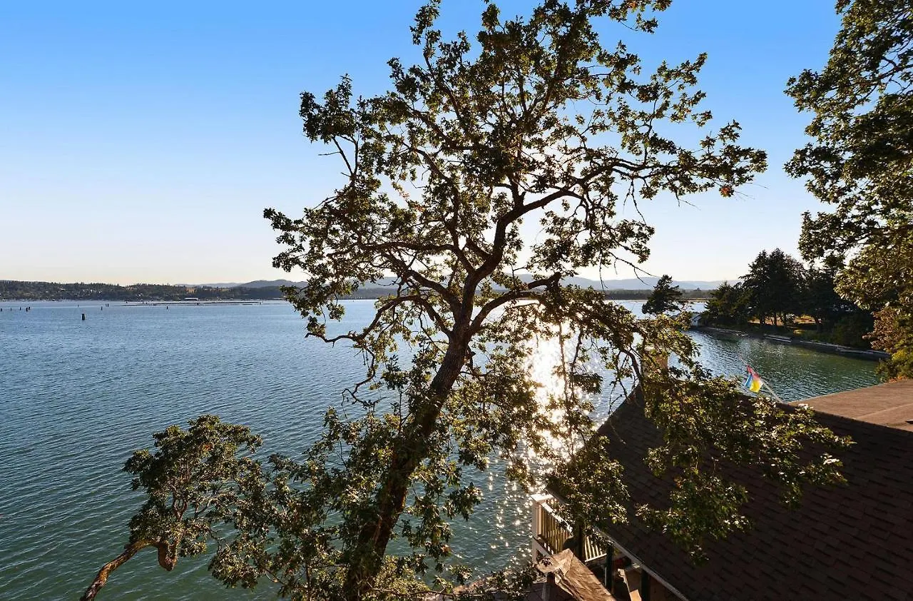 Holiday home Salishan Tree House Suite Cowichan Bay