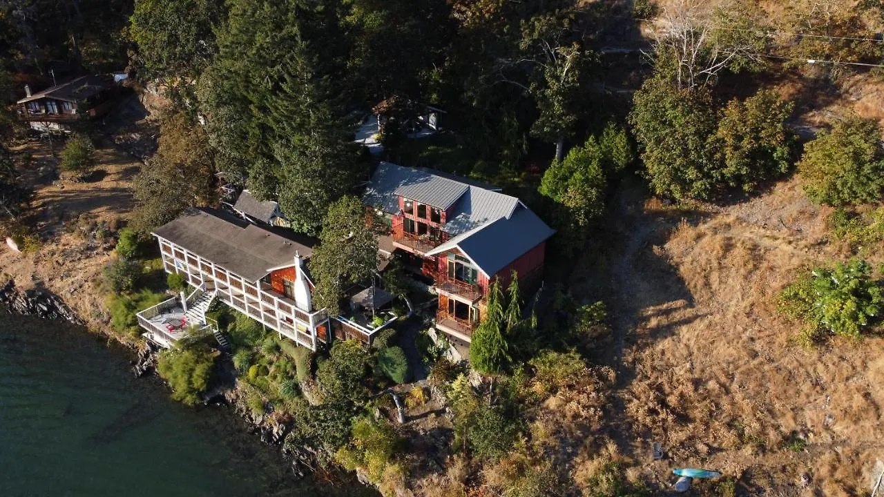 Salishan Tree House Suite Cowichan Bay Holiday home